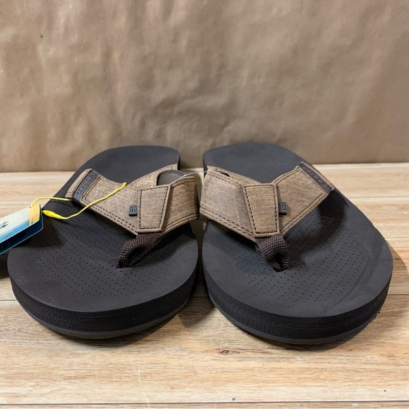 New! Cobian ARV 2 Sandals Flip Flops Thongs Men 9 Brown Java Beach Surf - Picture 3 of 10